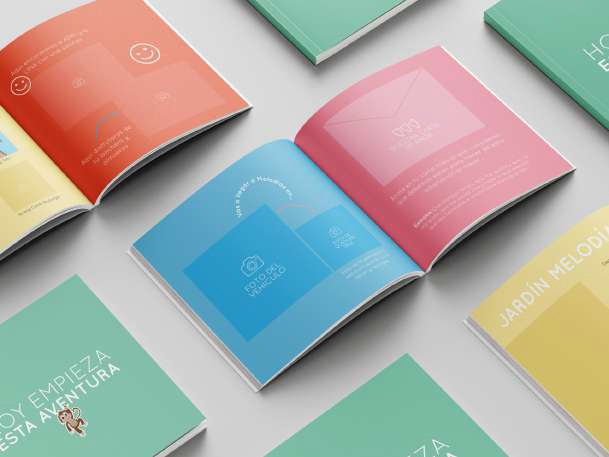 Impresiones en gran formato de una agencia de impresos, destacando diseños y materiales de alta calidad.