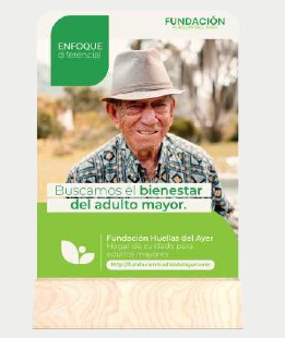 Impresiones en pequeño formato de una agencia de impresos, destacando diseños y materiales de alta calidad.